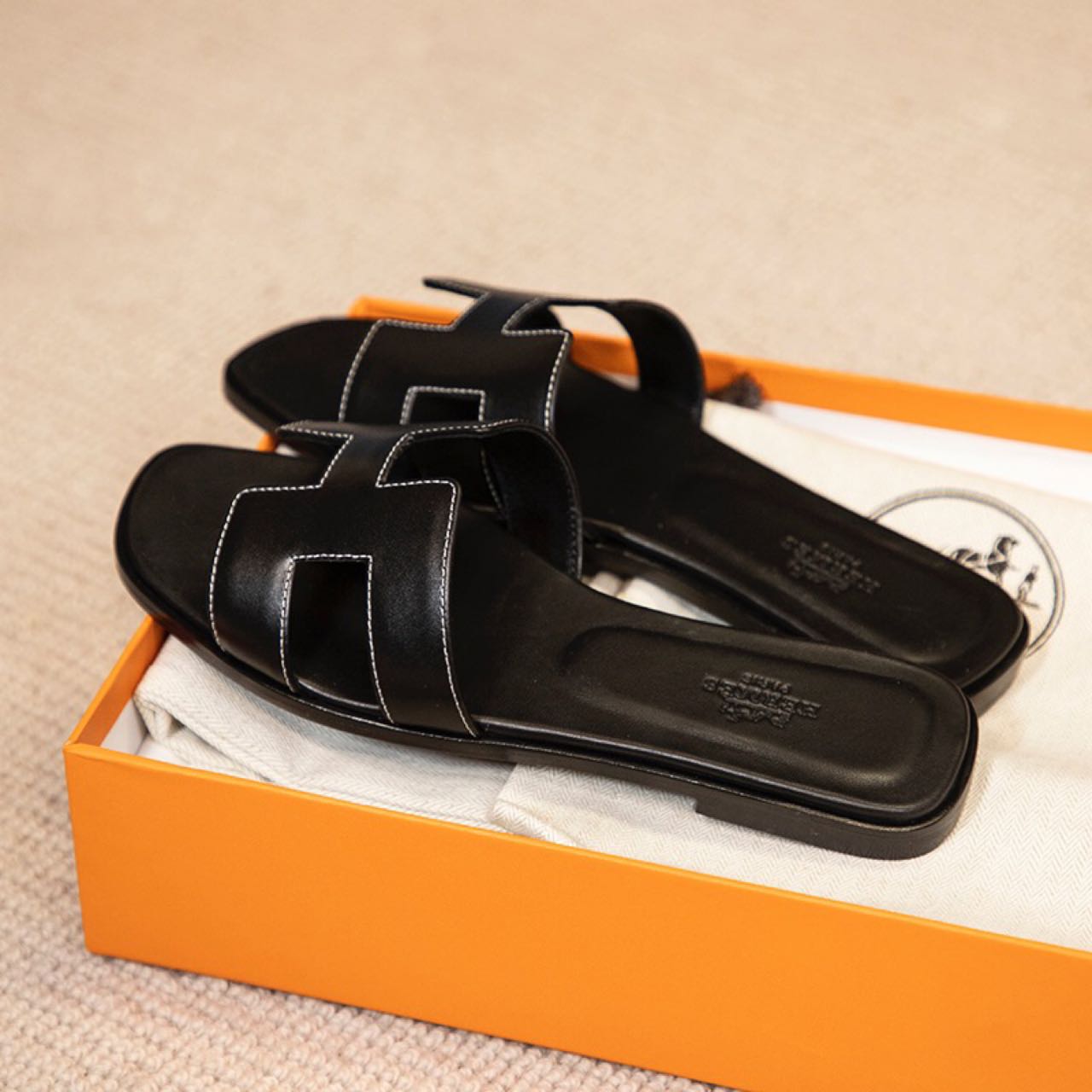 Hermes Oran Sandal - DopestKickz