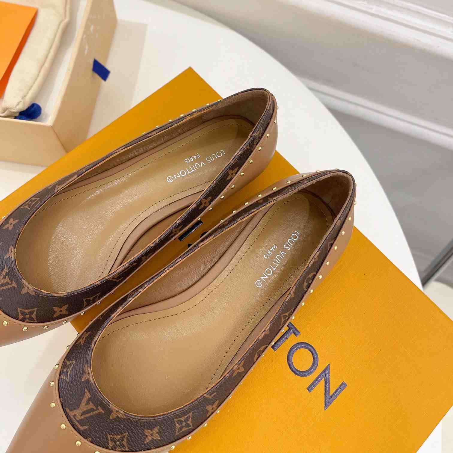 Louis Vuitton Signature Flat Ballerina    - DopestKickz