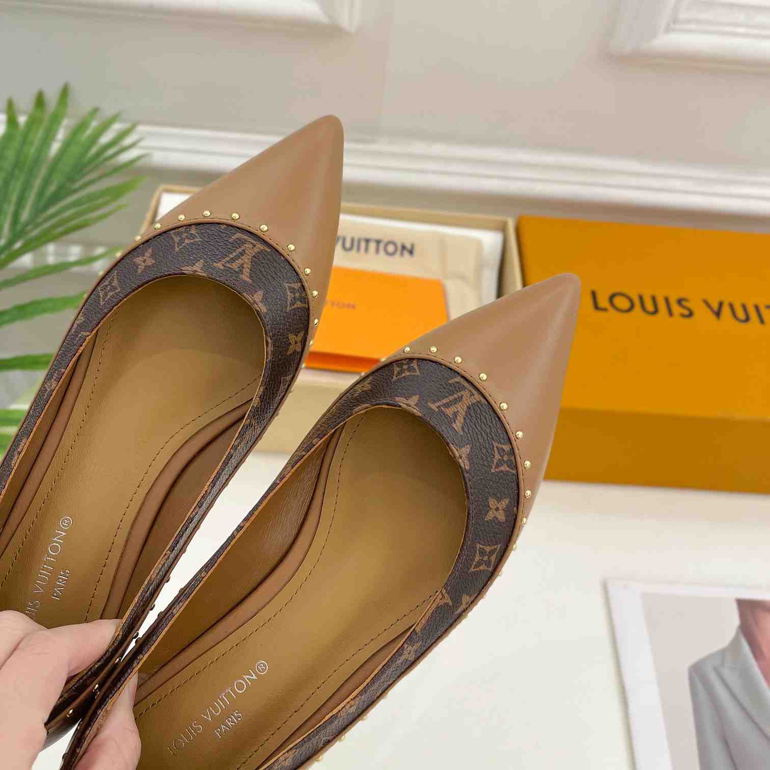 Louis Vuitton Signature Flat Ballerina    - DopestKickz