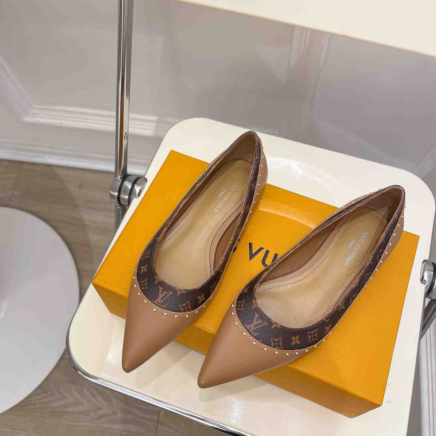 Louis Vuitton Signature Flat Ballerina    - DopestKickz