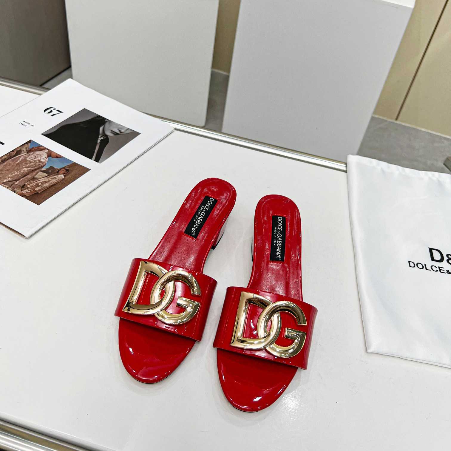 Dolce & Gabbana Polished Calfskin Sliders With DG Logo - DopestKickz