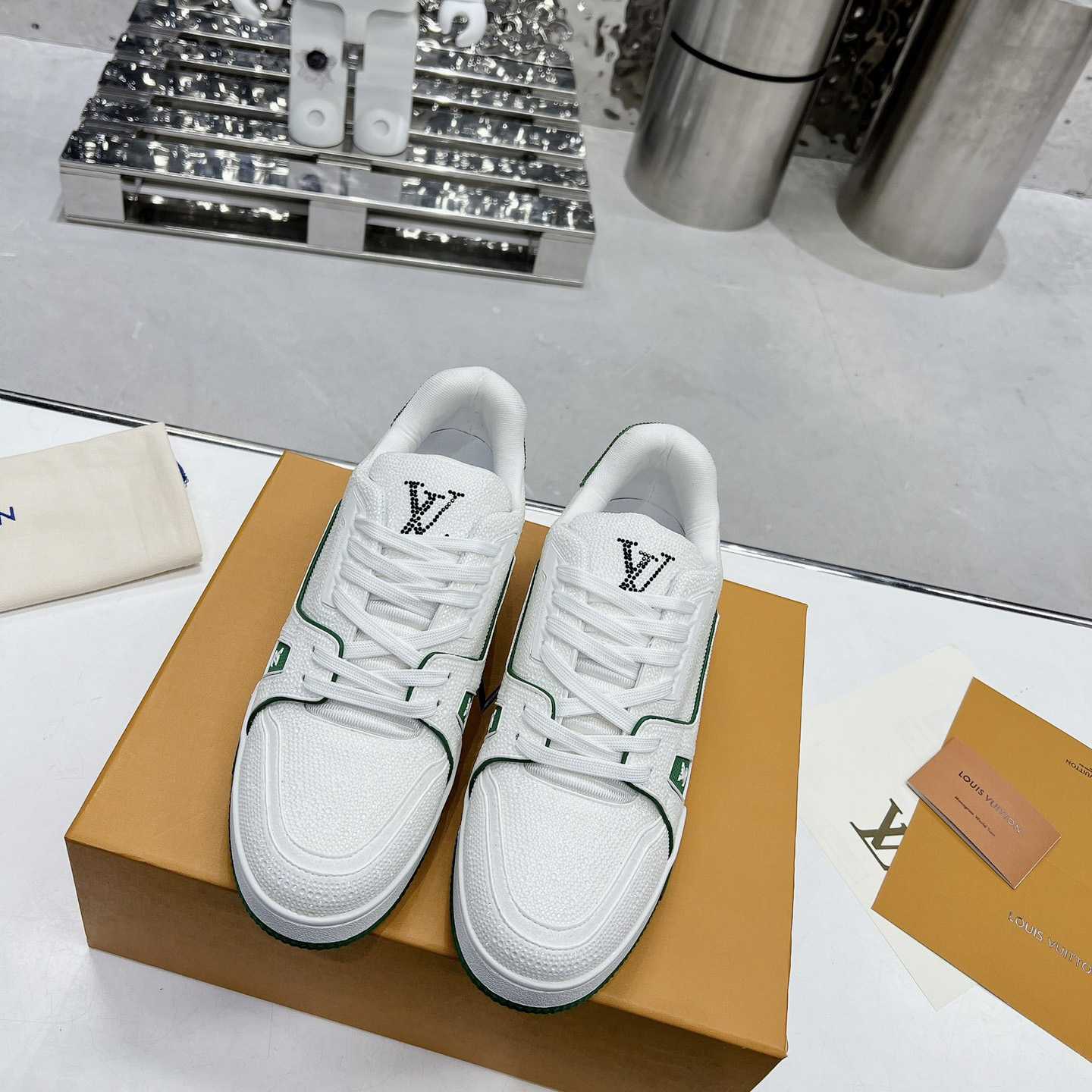 Louis Vuitton LV Trainer Sneaker          1AARLO - DopestKickz