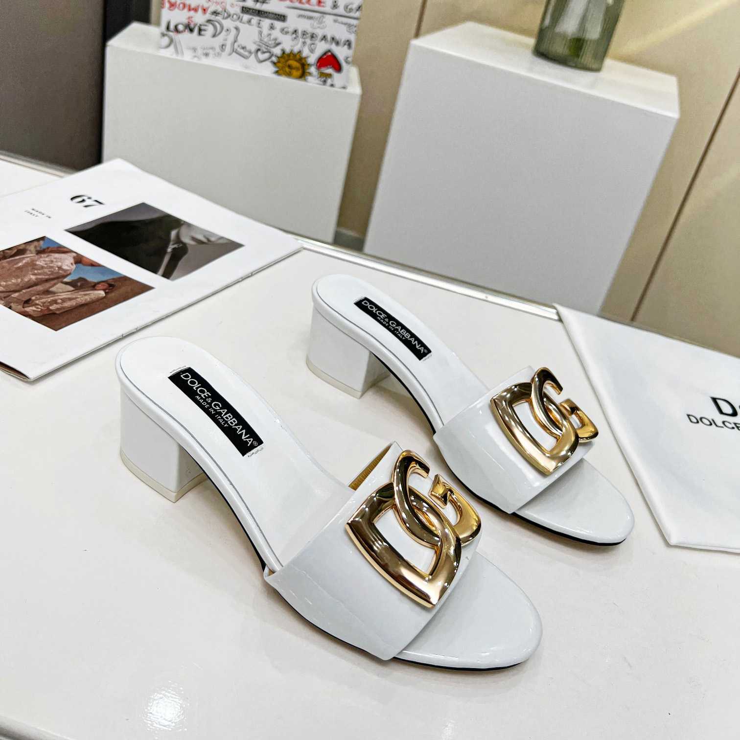 Dolce & Gabbana Polished Calfskin Sliders With DG Logo - DopestKickz