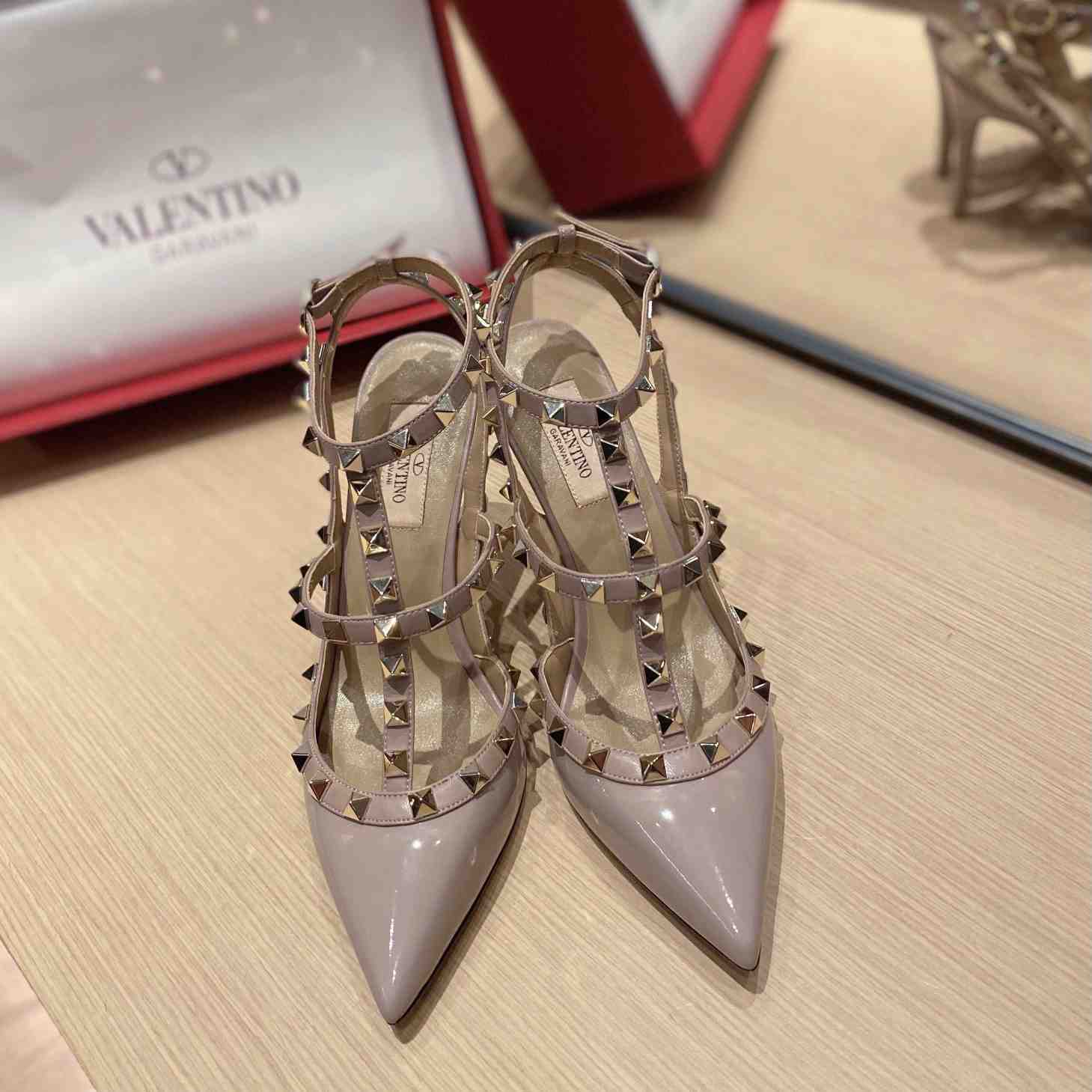 Valenti Garavani Rockstud Patent Leather Slings - DopestKickz