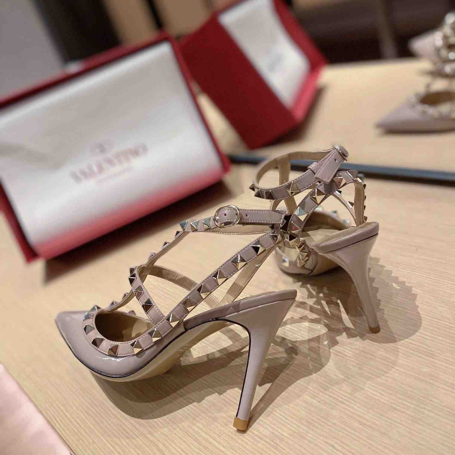 Valenti Garavani Rockstud Patent Leather Slings - DopestKickz