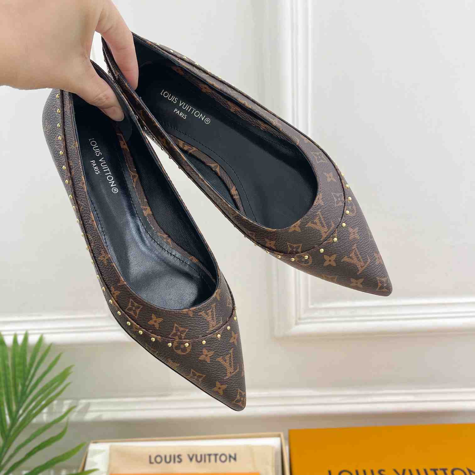 Louis Vuitton Signature Flat Ballerina    - DopestKickz