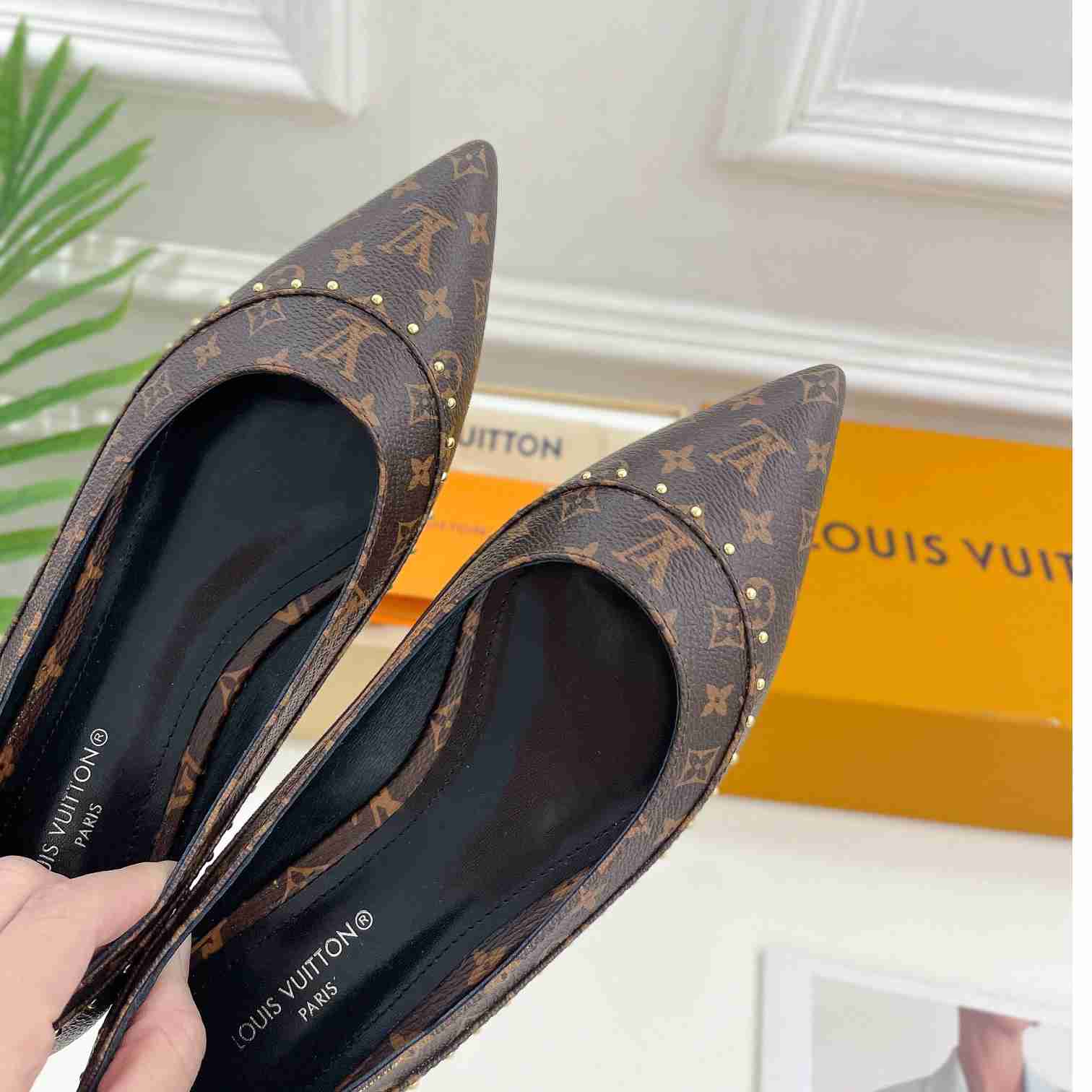 Louis Vuitton Signature Flat Ballerina    - DopestKickz