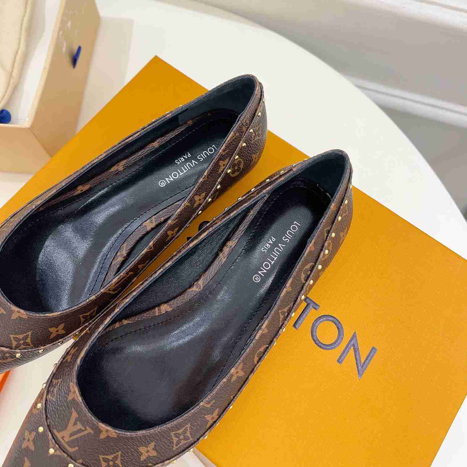 Louis Vuitton Signature Flat Ballerina    - DopestKickz