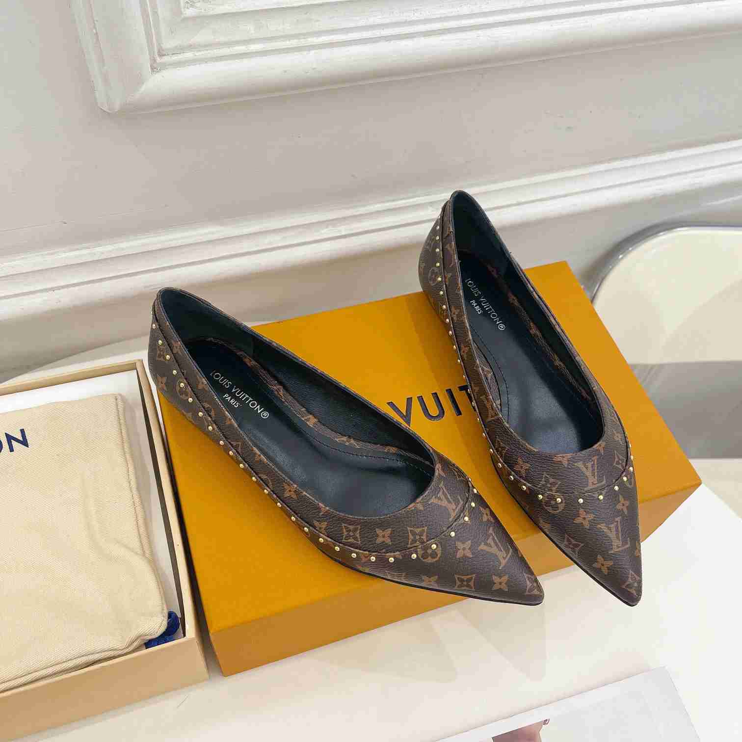 Louis Vuitton Signature Flat Ballerina    - DopestKickz