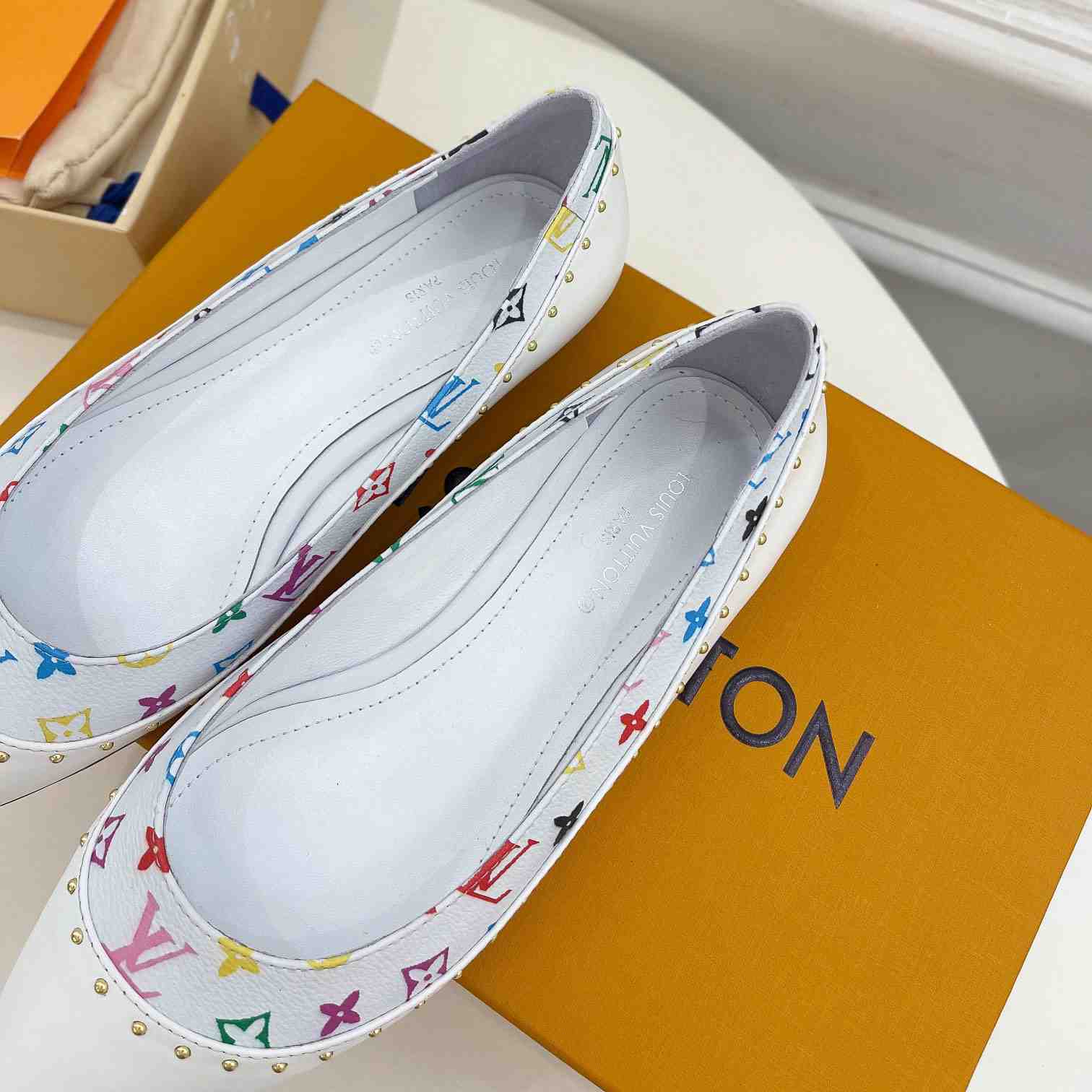 Louis Vuitton Signature Flat Ballerina    - DopestKickz