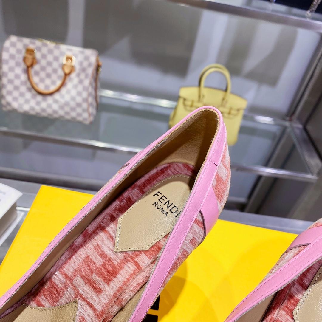 Fendi Baguette Pump - DopestKickz