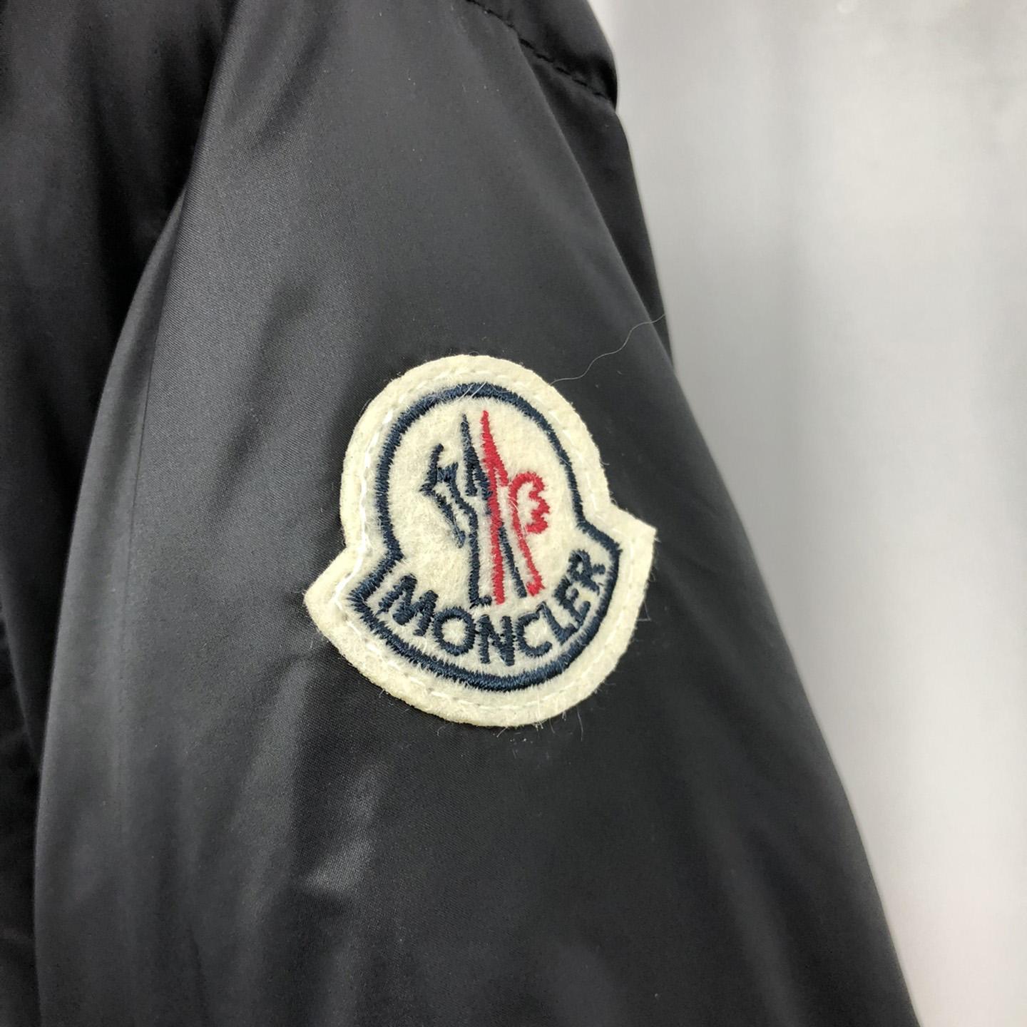 Moncler Short Down Jacket - DopestKickz