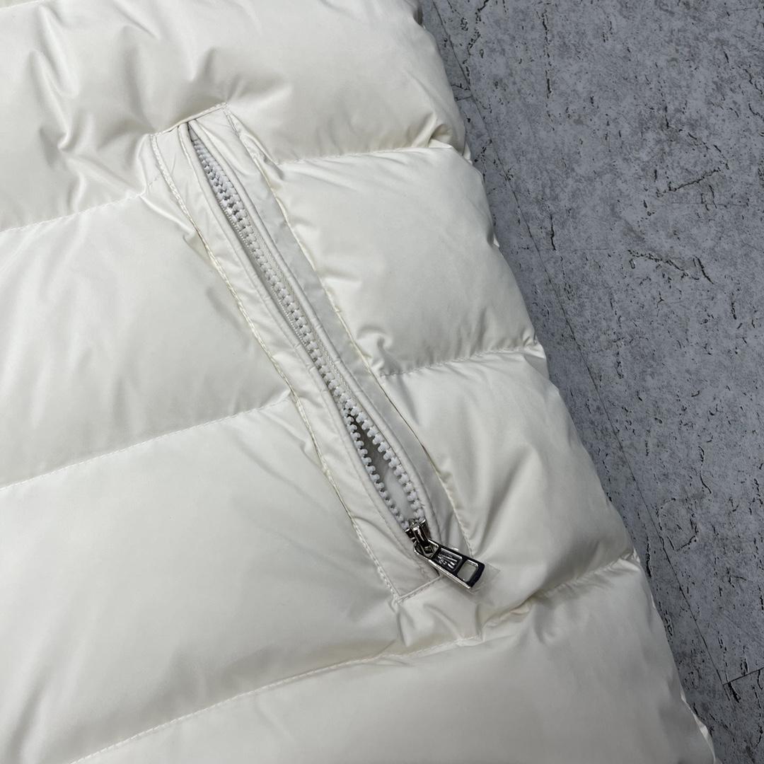 Moncler Cardamine Down Vest - DopestKickz