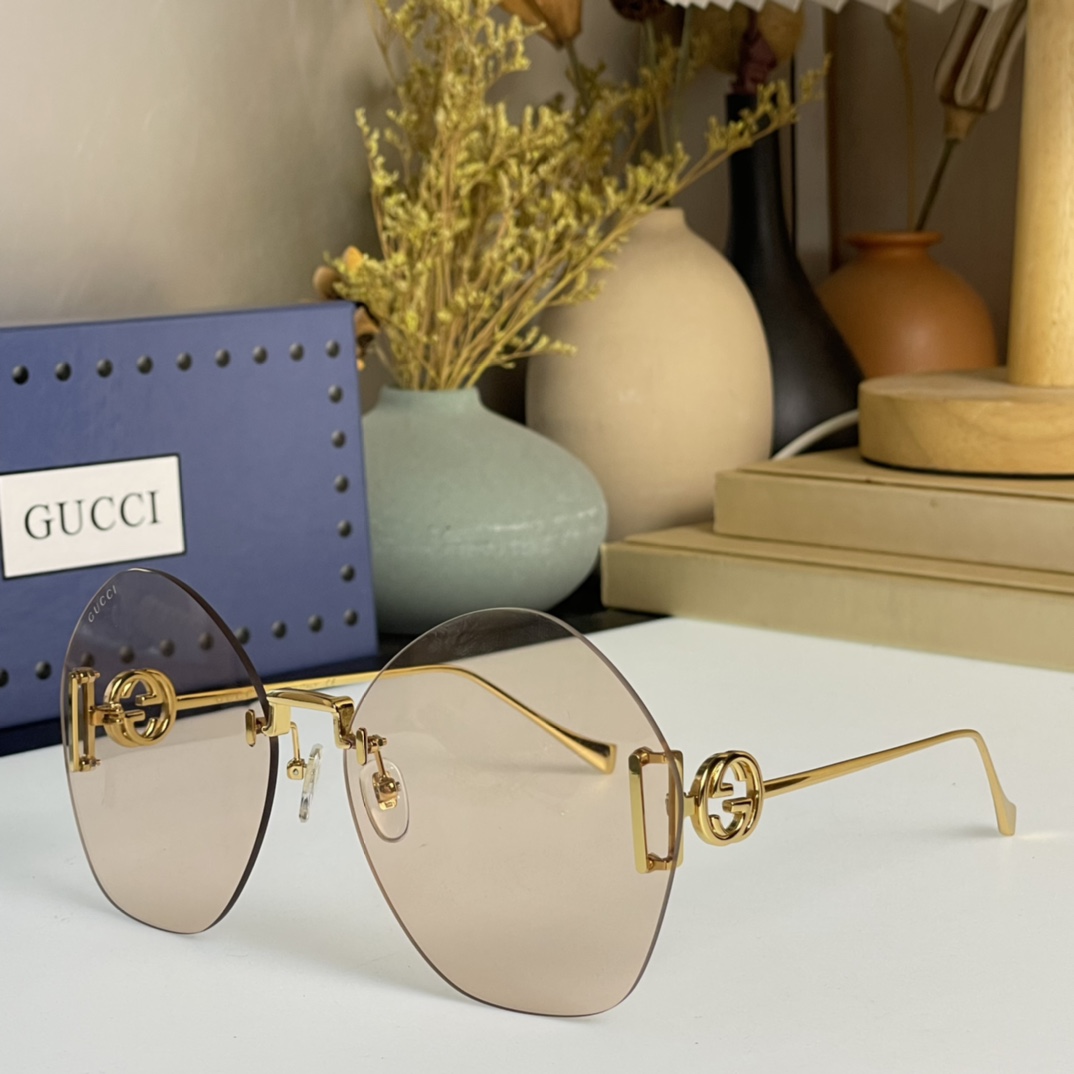 Gucci Geometric-Frame Sunglasses    GG1203S - DopestKickz
