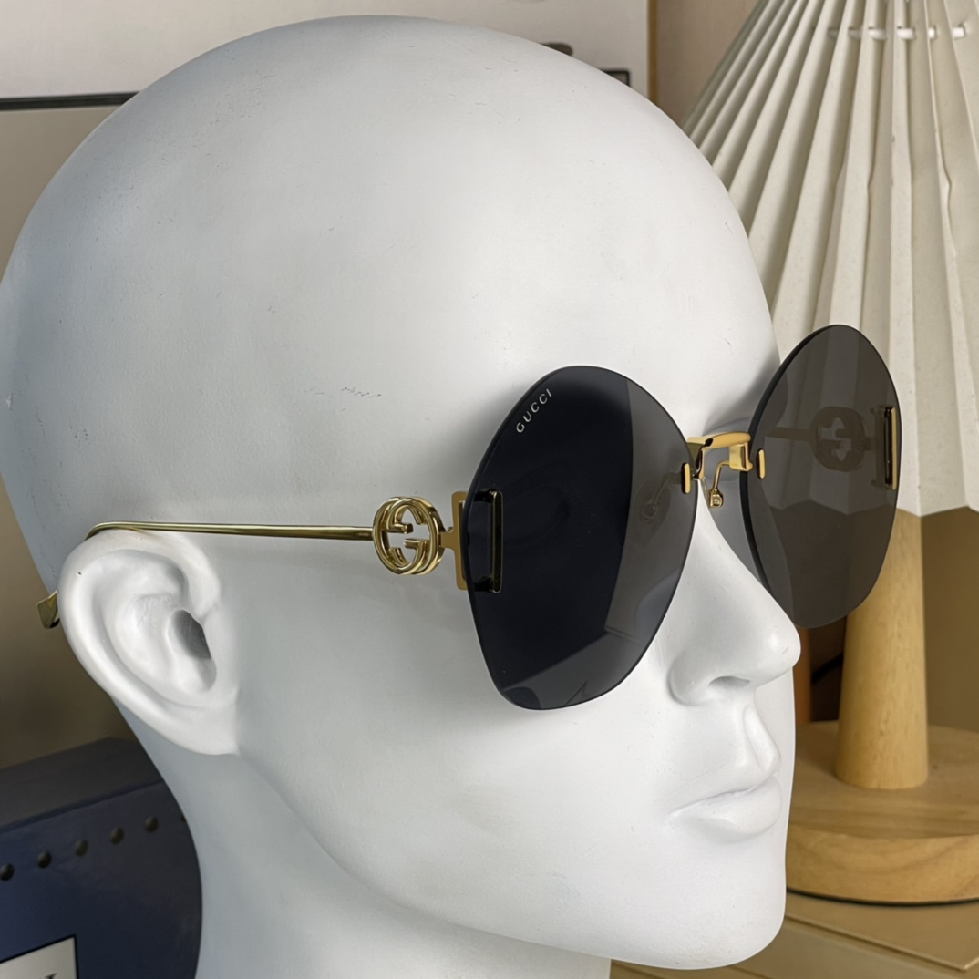 Gucci Geometric-Frame Sunglasses    GG1203S - DopestKickz
