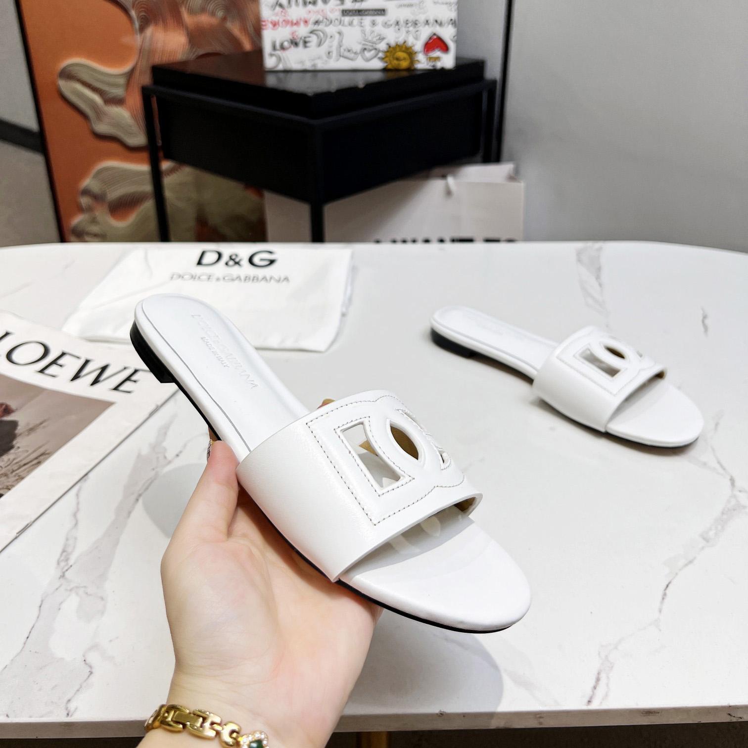 Dolce & Gabbana Calfskin Slides With DG Logo - DopestKickz