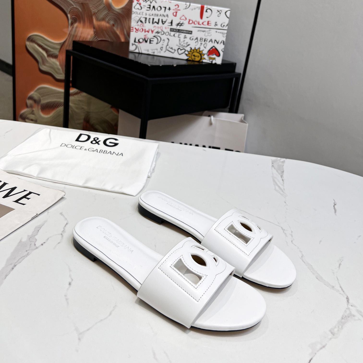 Dolce & Gabbana Calfskin Slides With DG Logo - DopestKickz