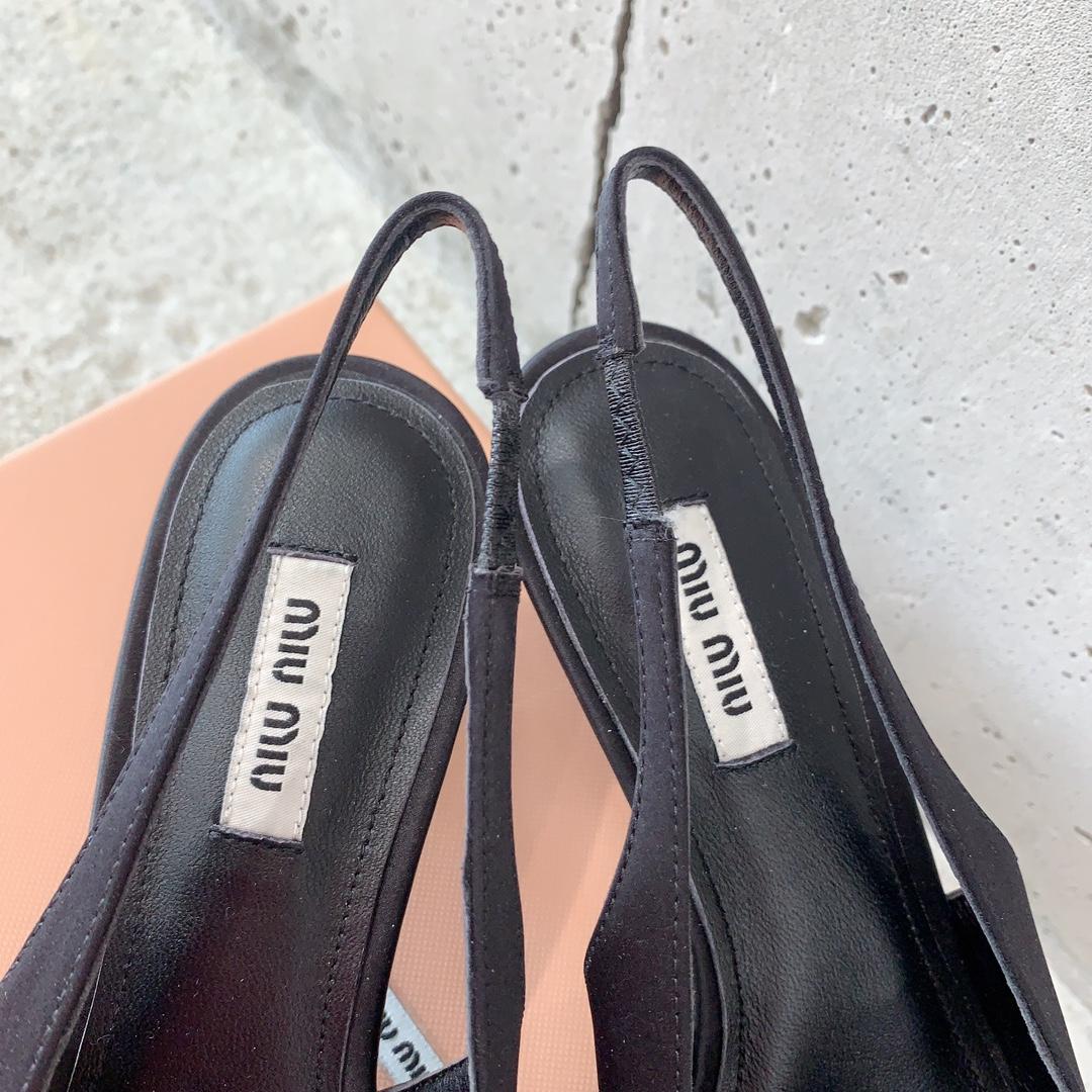 Miu Miu Satin Slingback Pumps - DopestKickz