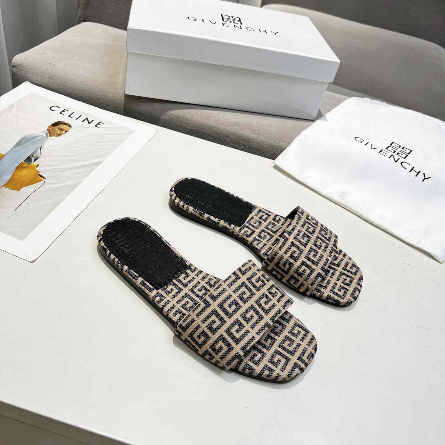 Givenchy 4G Flat Mule Sandals - DopestKickz