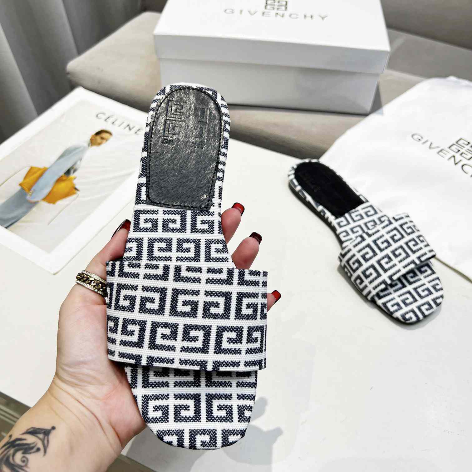 Givenchy 4G Flat Mule Sandals - DopestKickz