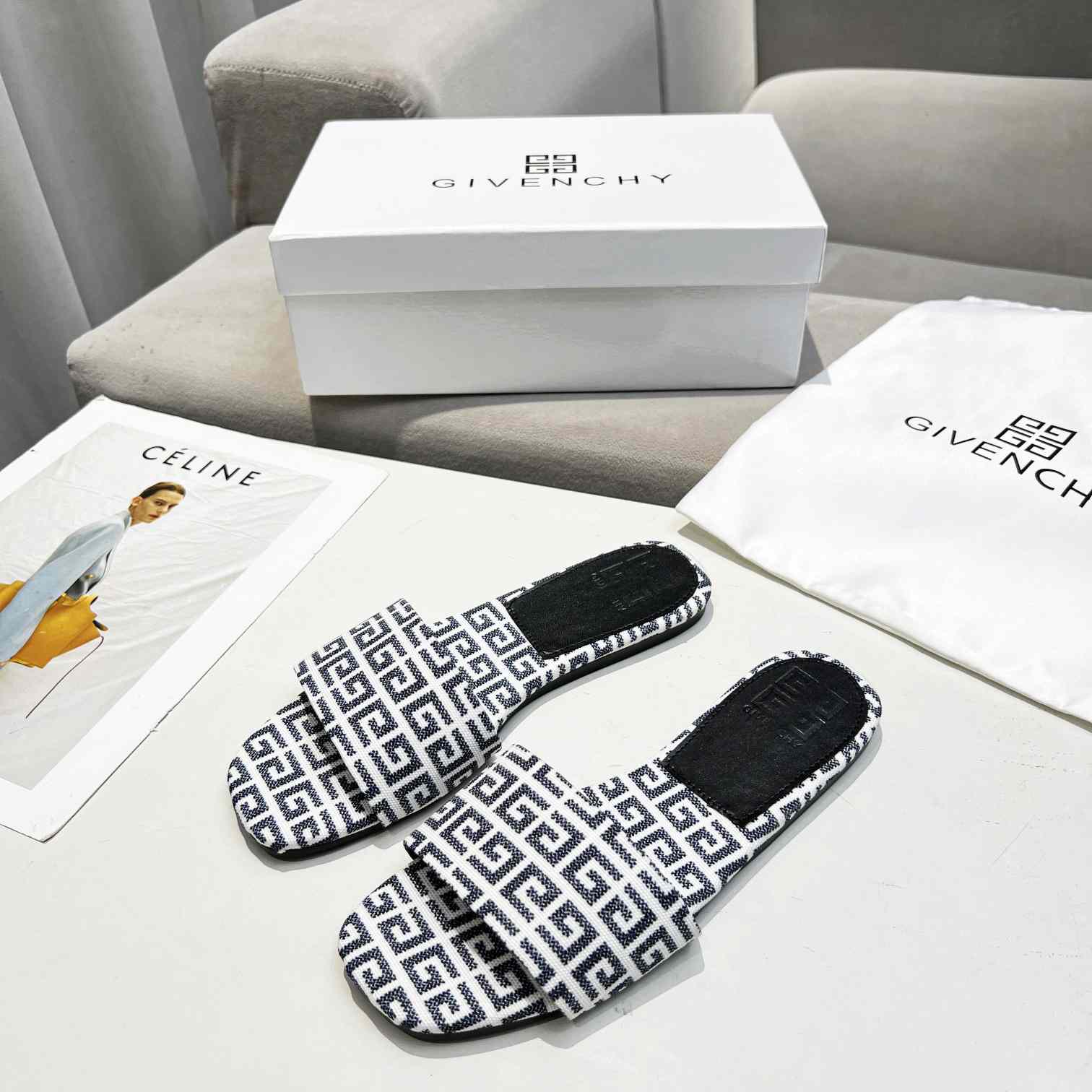 Givenchy 4G Flat Mule Sandals - DopestKickz