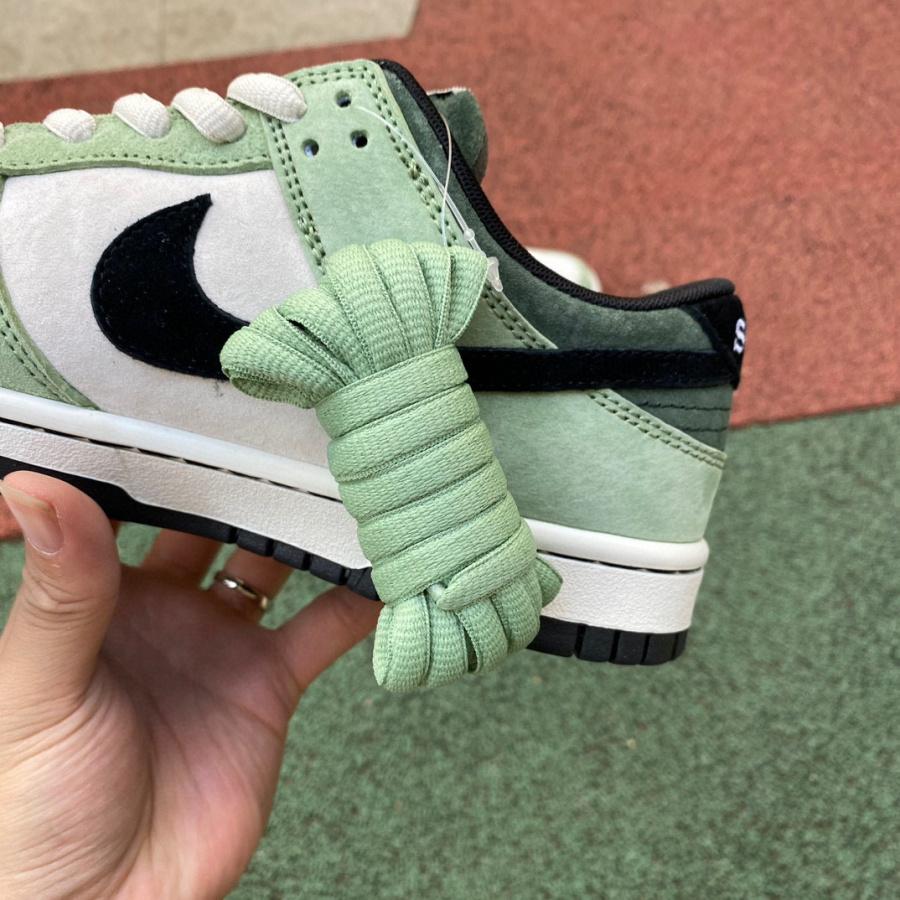 TravisScott x Playstation x Nike SB Dunk Low Sneaker       CU1726-777 - DopestKickz