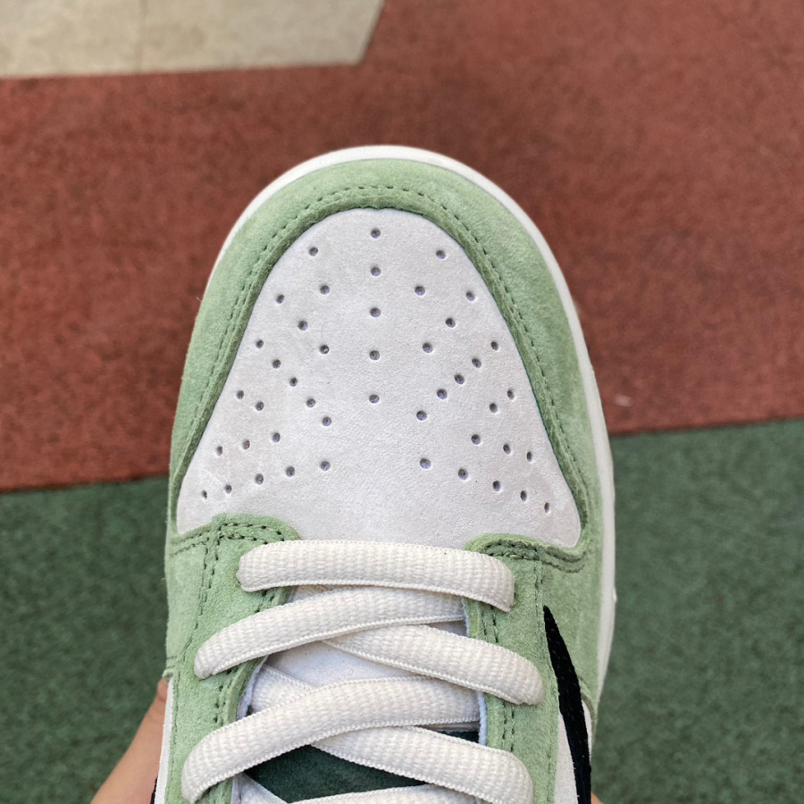 TravisScott x Playstation x Nike SB Dunk Low Sneaker       CU1726-777 - DopestKickz