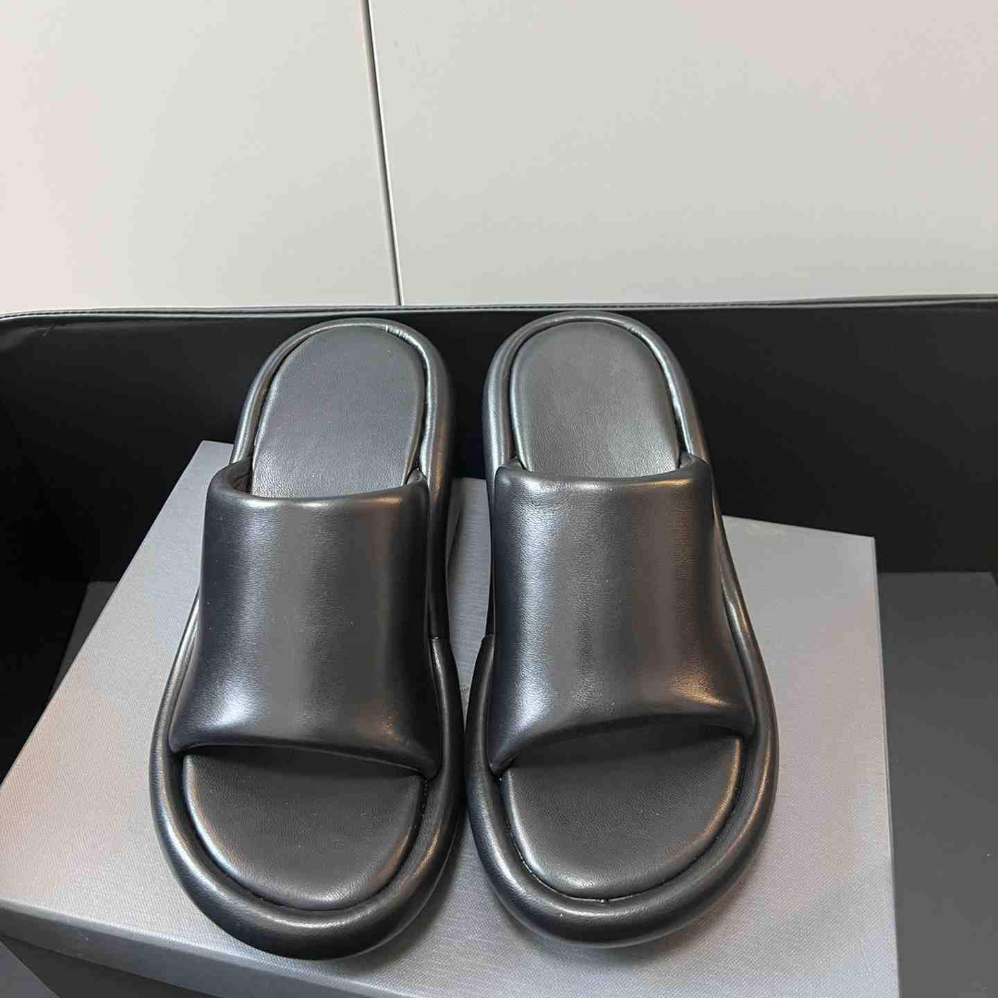 Balenciaga Black Rise Wedge Sandals - DopestKickz