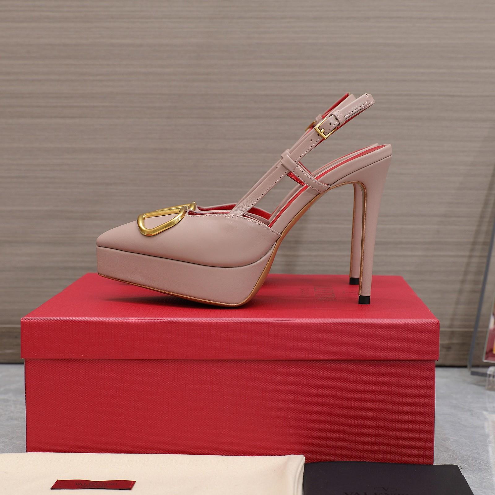 Valenti  VLogo Signature Calfskin Slingback Platform Pump - DopestKickz