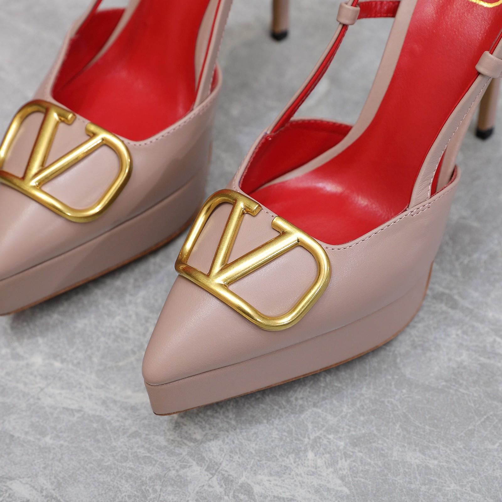 Valenti  VLogo Signature Calfskin Slingback Platform Pump - DopestKickz