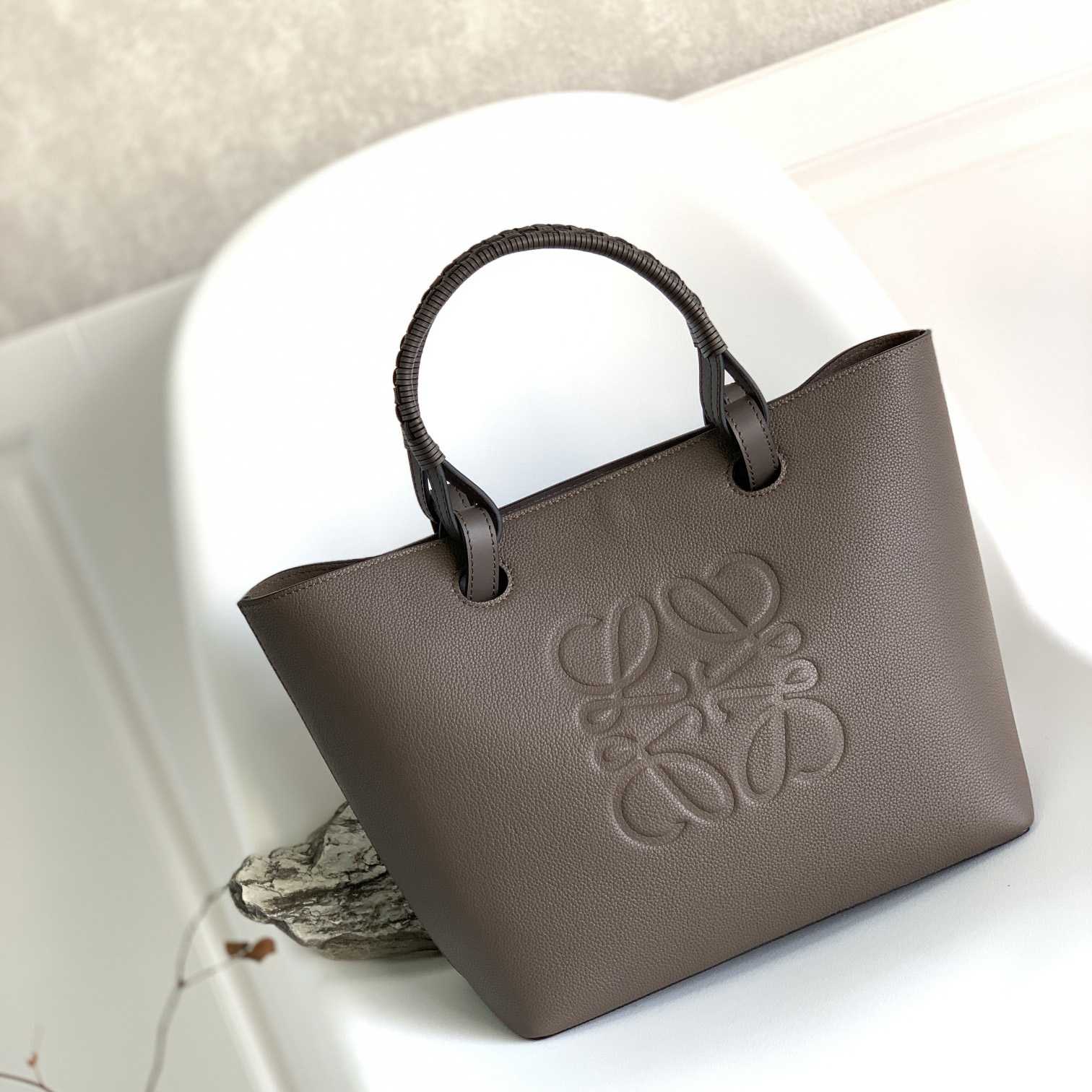 Loewe Small Anagram Tote Bag In Classic Calfskin(29-14-25CM ) - DopestKickz