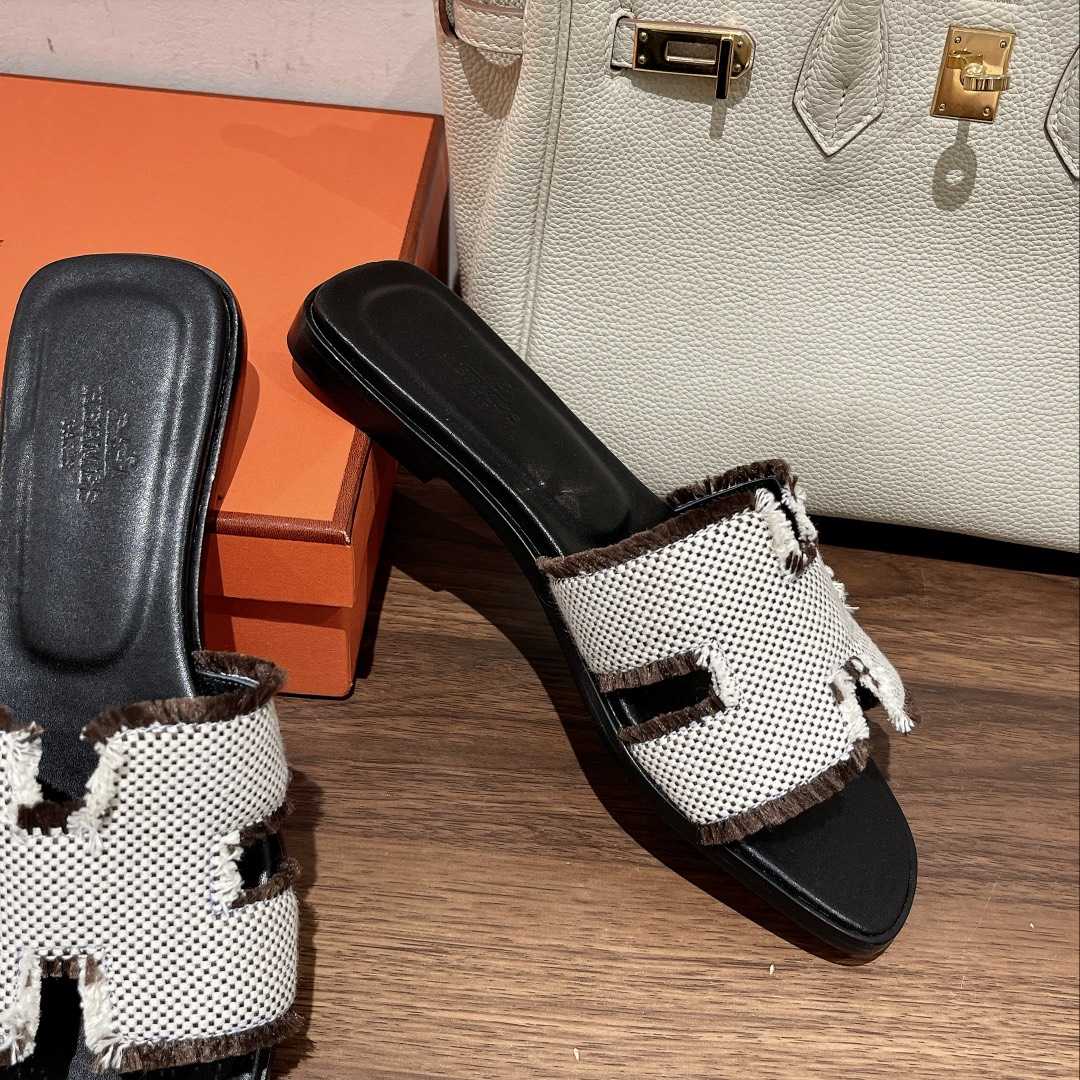 Hermes Oran Sandal - DopestKickz