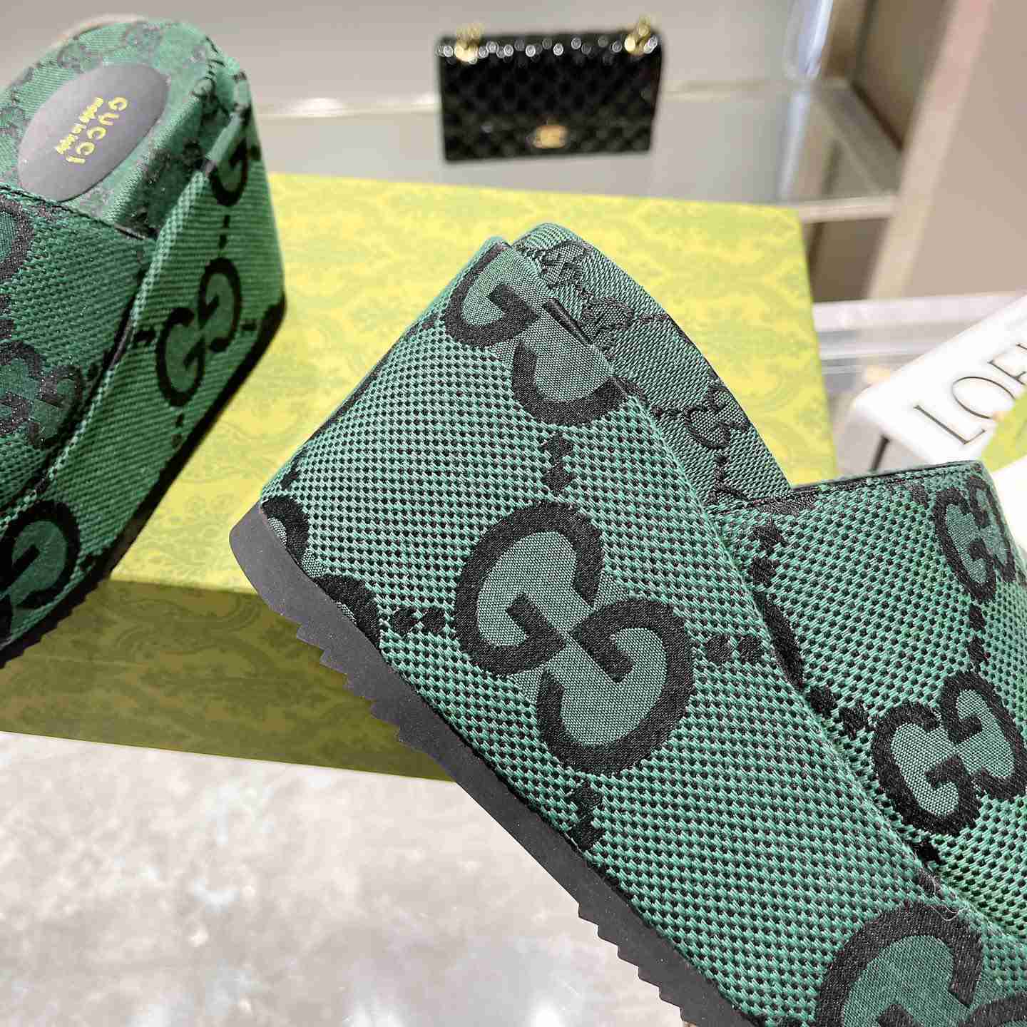 Gucci Women's Jumbo GG Platform Slide Sandal - DopestKickz
