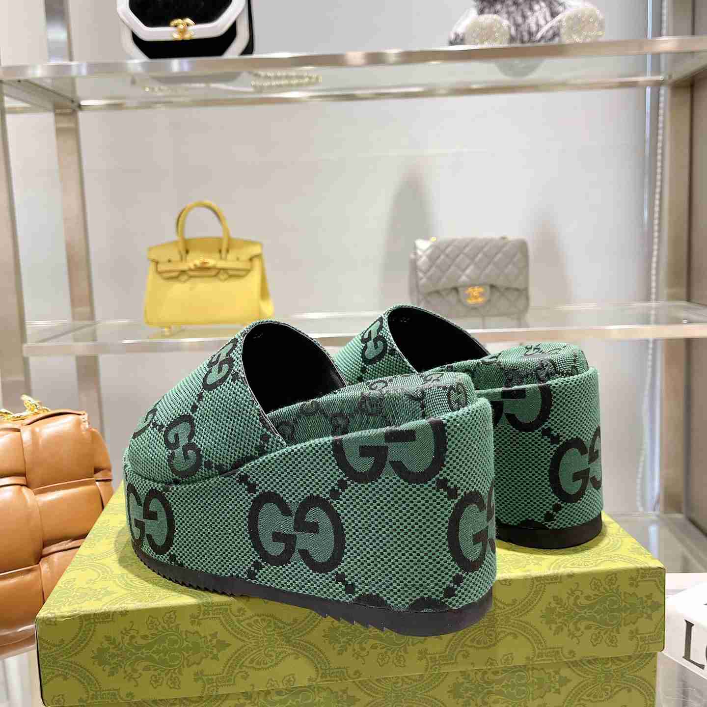 Gucci Women's Jumbo GG Platform Slide Sandal - DopestKickz