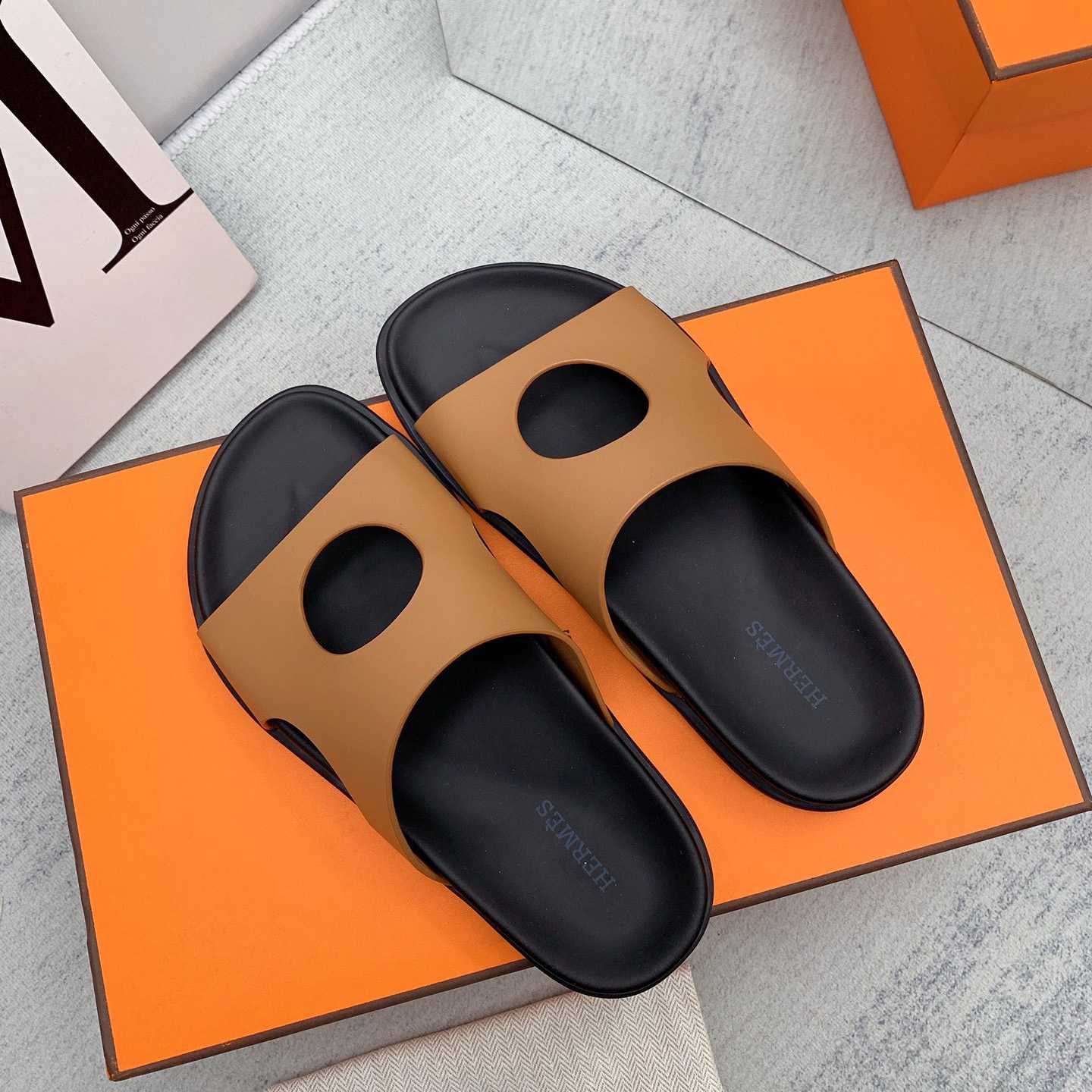 Hermes Edith Sandal - DopestKickz
