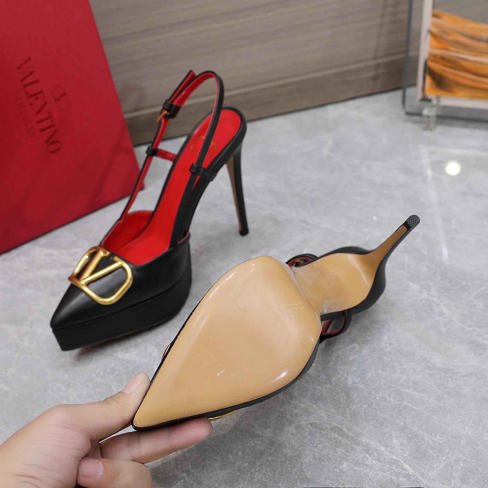 Valenti VLogo Signature Calfskin Slingback Platform Pump - DopestKickz