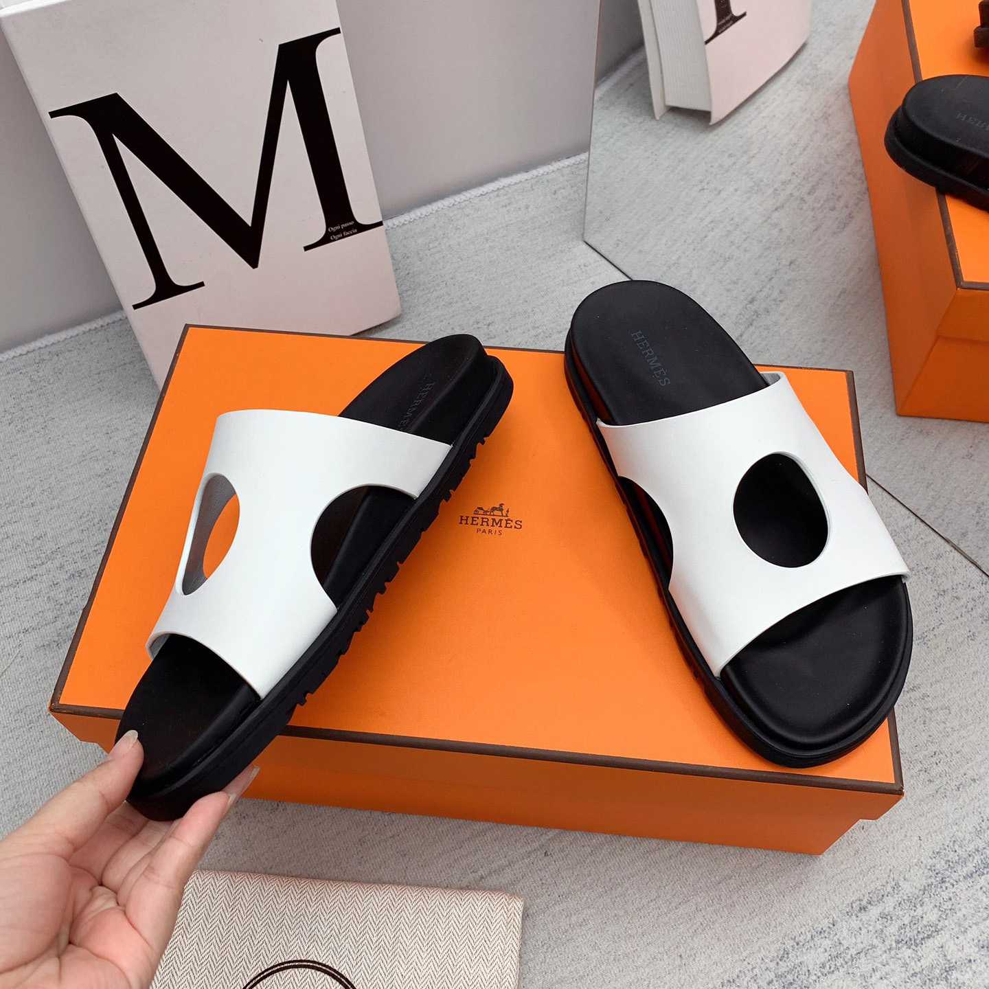 Hermes Edith Sandal - DopestKickz