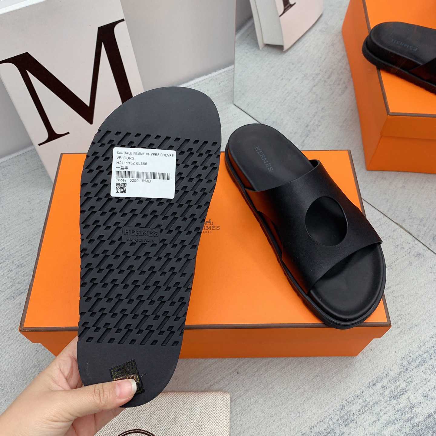 Hermes Edith Sandal - DopestKickz