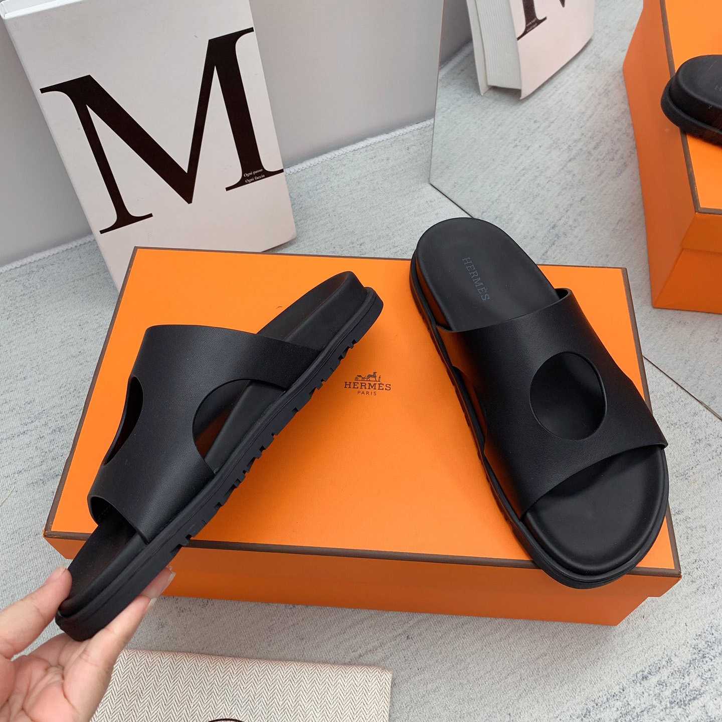 Hermes Edith Sandal - DopestKickz