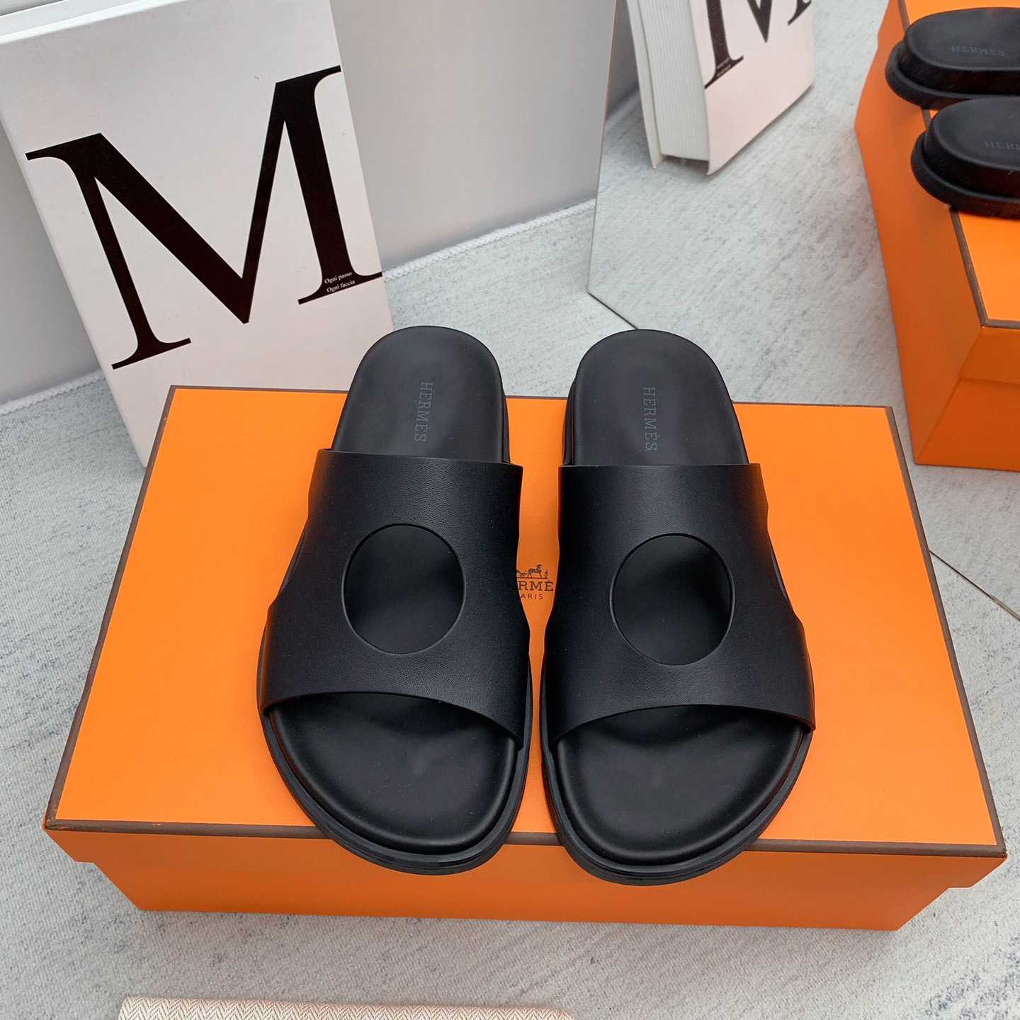 Hermes Edith Sandal - DopestKickz