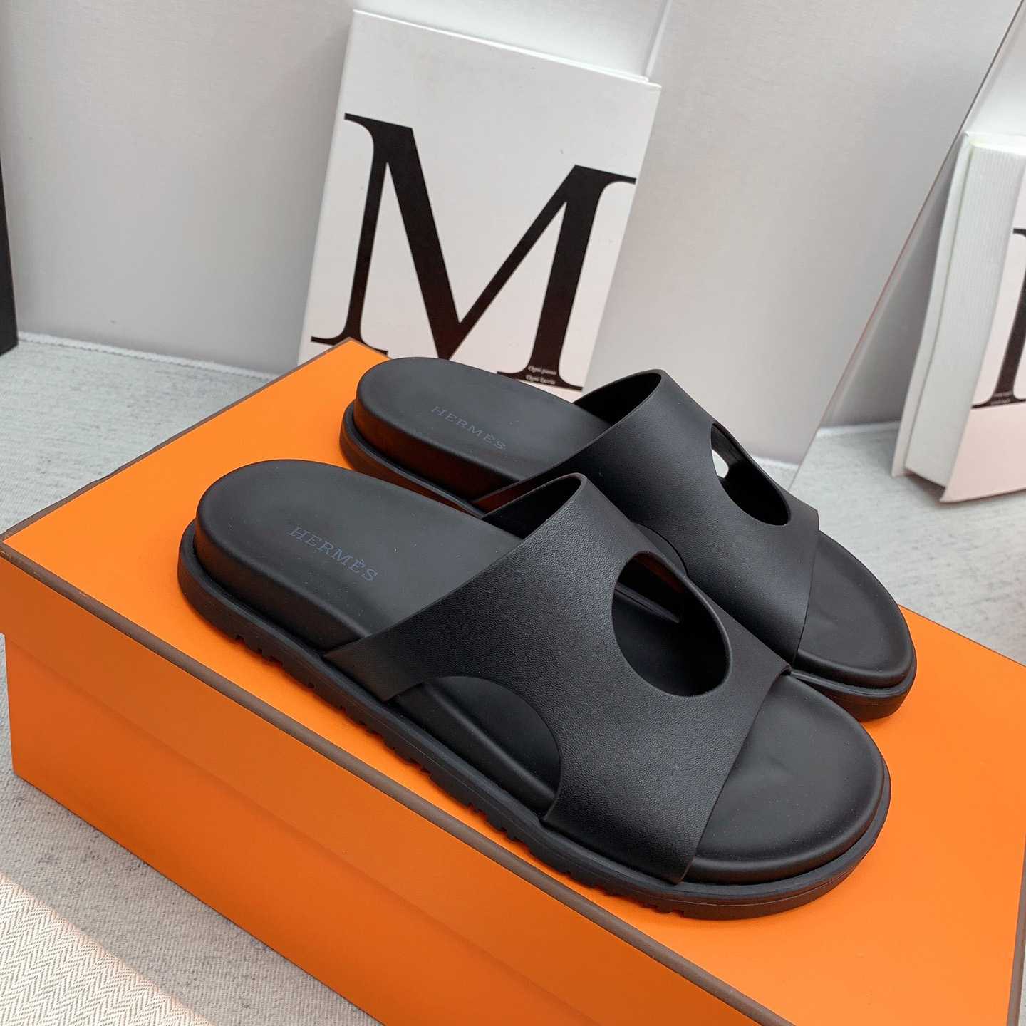 Hermes Edith Sandal - DopestKickz