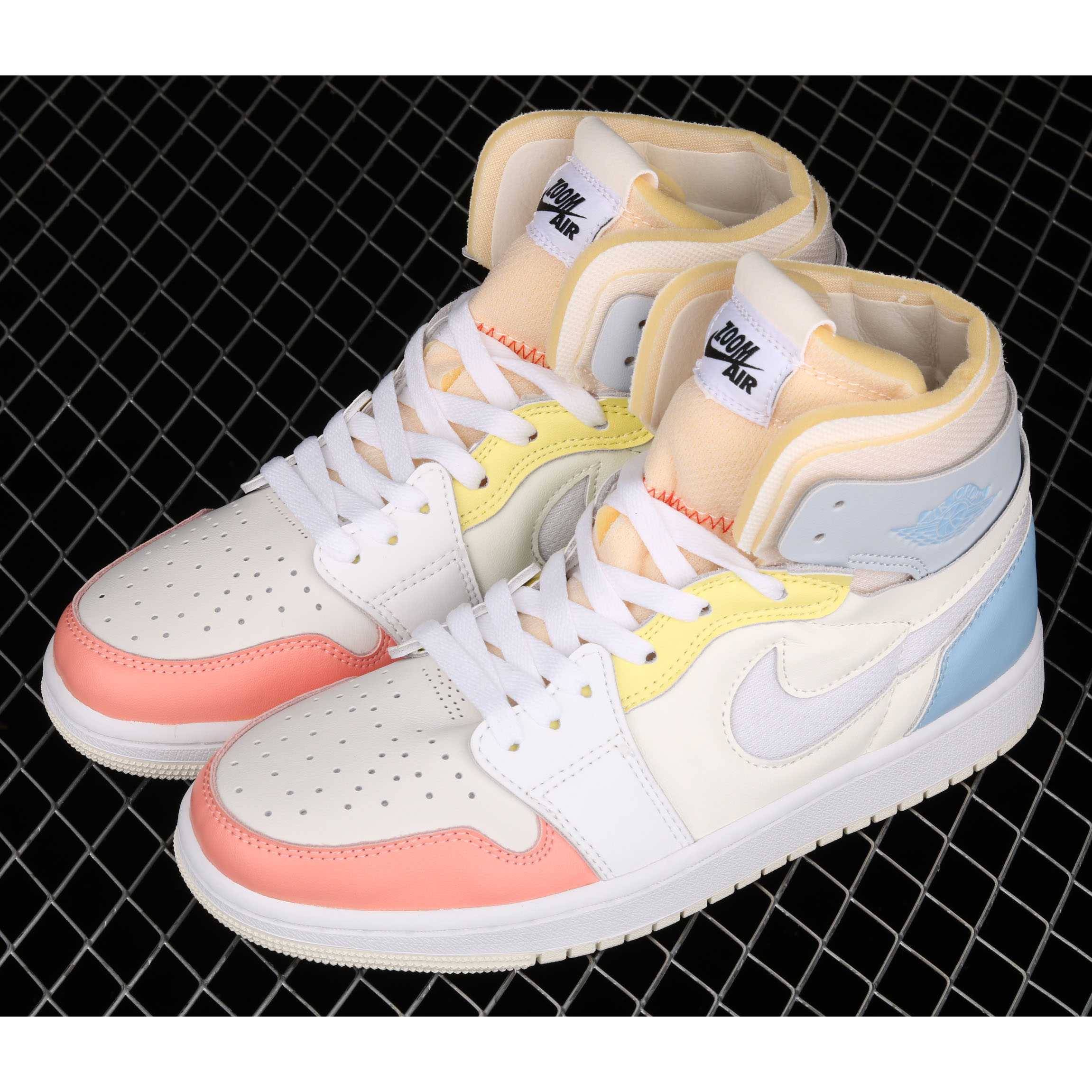 Air Jordan 1 Zoom Air CMFT AJ1 Sneaker    DJ6910-100 - DopestKickz