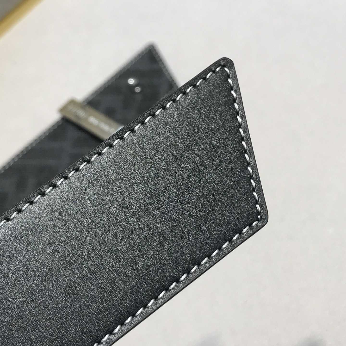 Fendi Black Leather Belt - DopestKickz