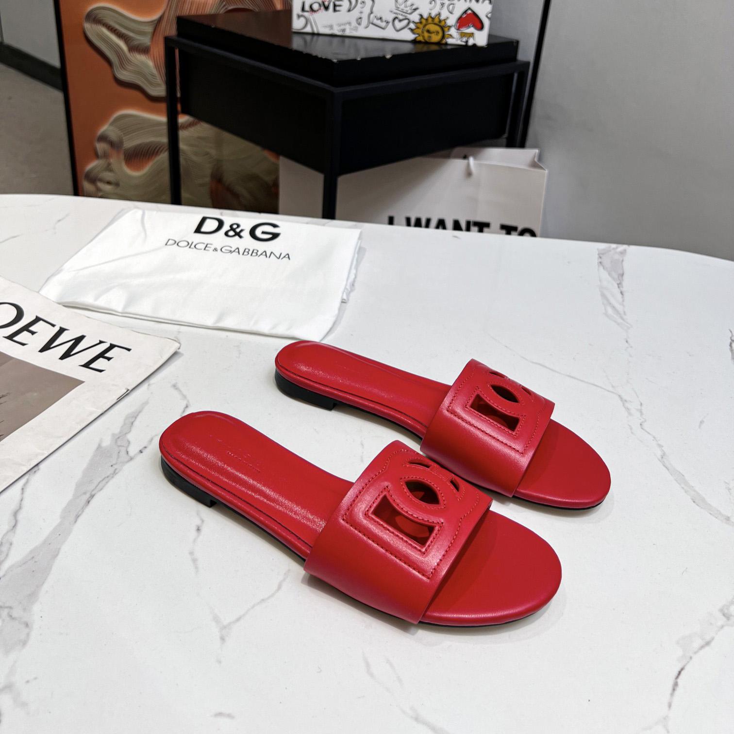 Dolce & Gabbana Calfskin Slides With DG Logo - DopestKickz