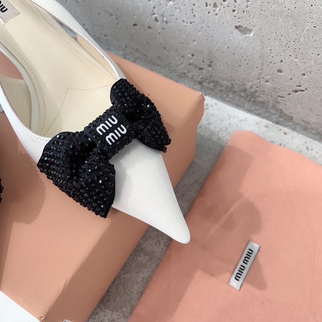 Miu Miu Satin Slingback Pumps - DopestKickz