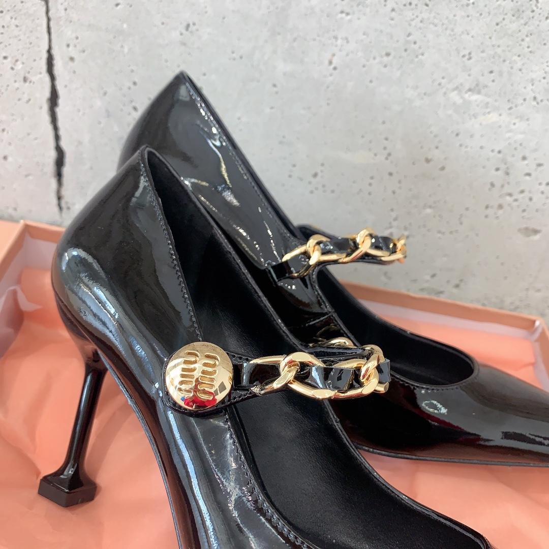 Miu Miu Patent Leather Pumps - DopestKickz
