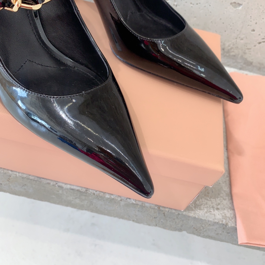 Miu Miu Patent Leather Pumps - DopestKickz