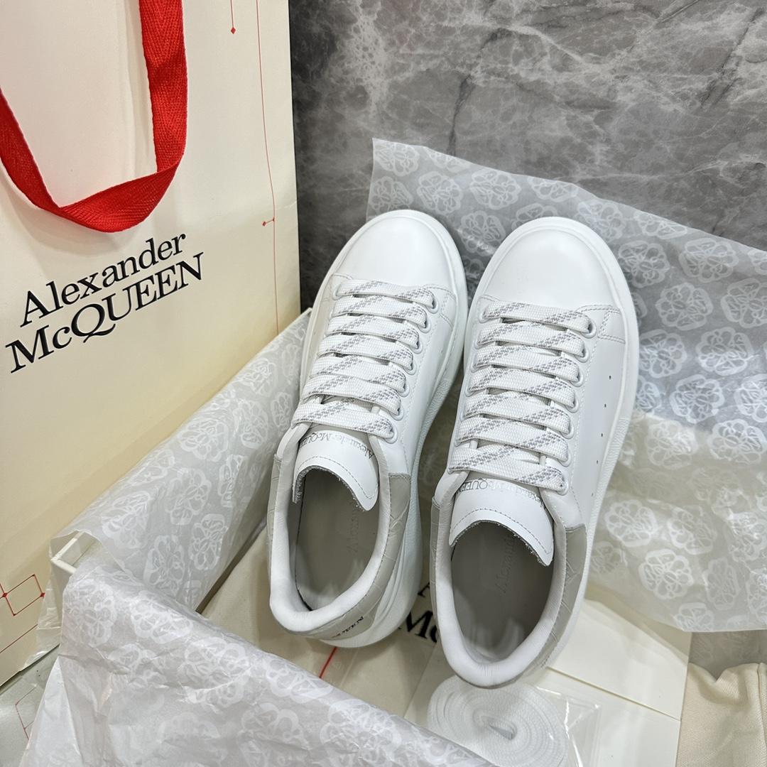 Alexander Mqueen Oversized Sneaker In White - DopestKickz