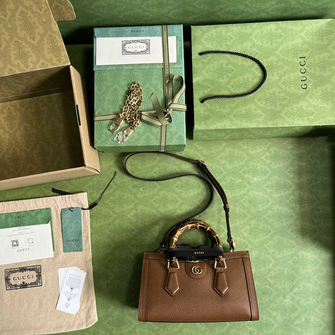 Gucci Diana Small Shoulder Bag(27*15.5*11cm) - DopestKickz