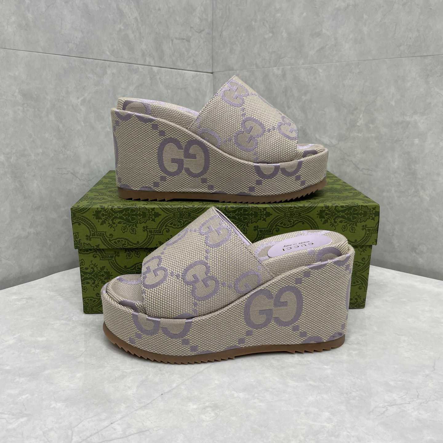 Gucci Women's Jumbo GG Platform Slide Sandal - DopestKickz